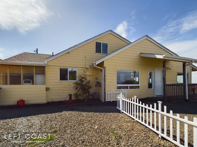 Foto del edificio - 1033 NW Inlet Ave