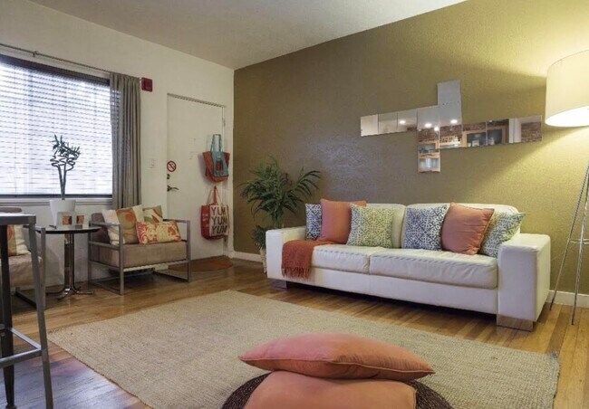 Foto del edificio - 1220 Alton Rd