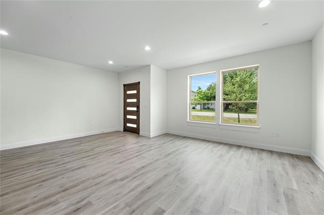 Foto del edificio - 6238 Dewitt St