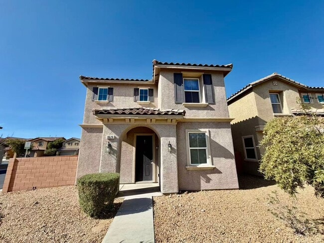 Building Photo - Beautiful 5 bedroom House