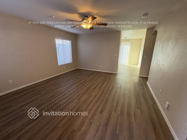 Foto del edificio - 12425 W Sweetwater Ave