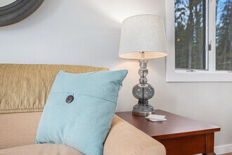 Building Photo - 5660 Creeks Crossing N