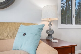 Building Photo - 5660 Creeks Crossing N