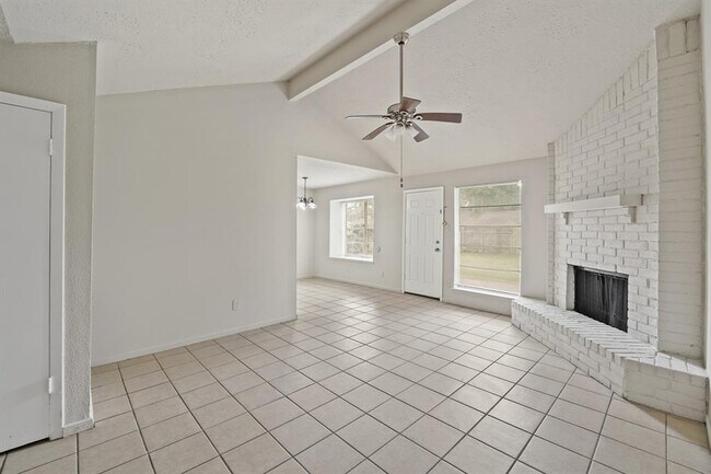 Foto del edificio - 4306 Tylergate Dr