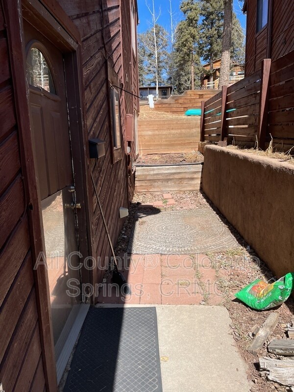 251 E Lake Ave, Woodland Park, CO 80863 Townhome Rentals in Woodland Park CO