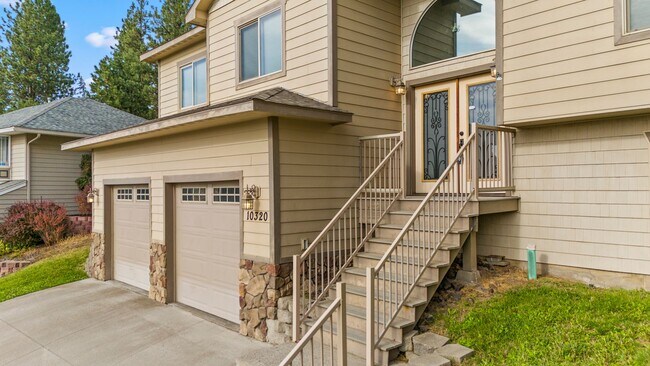 Foto del edificio - Beautiful Woodridge Home