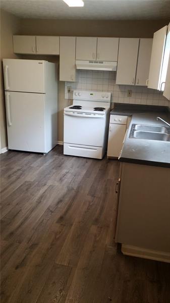 Foto del edificio - 1773 Bob White Ln SE