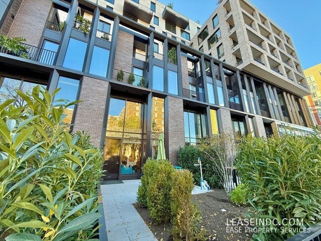 Photo - 1332 8th St NW House