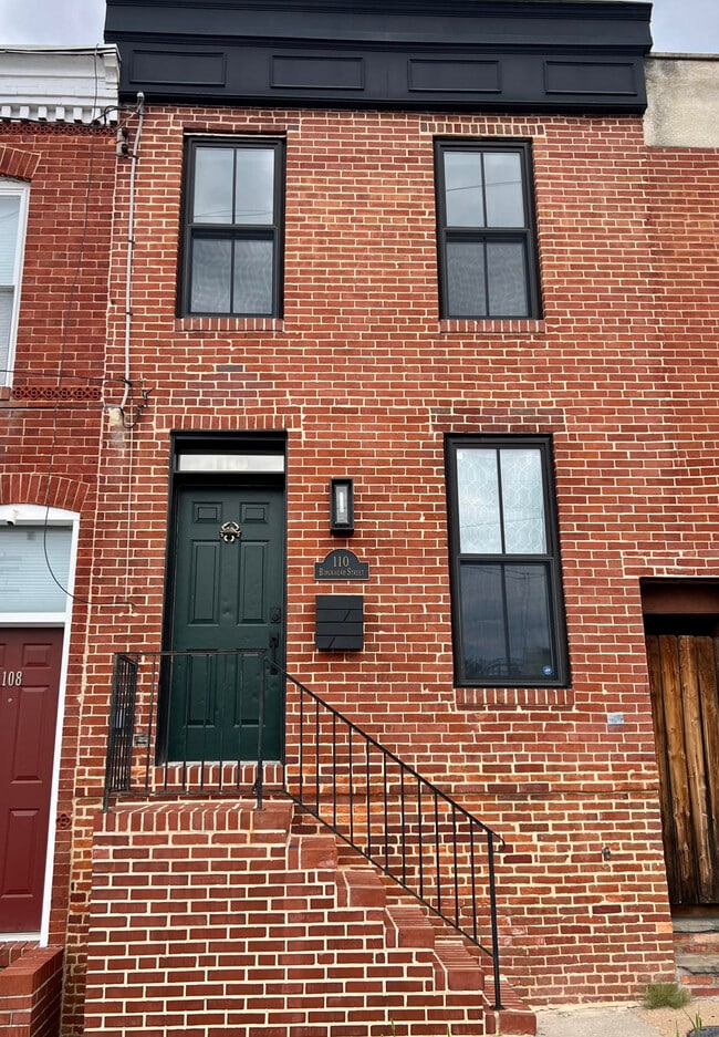 Building Photo - 110 Birckhead St