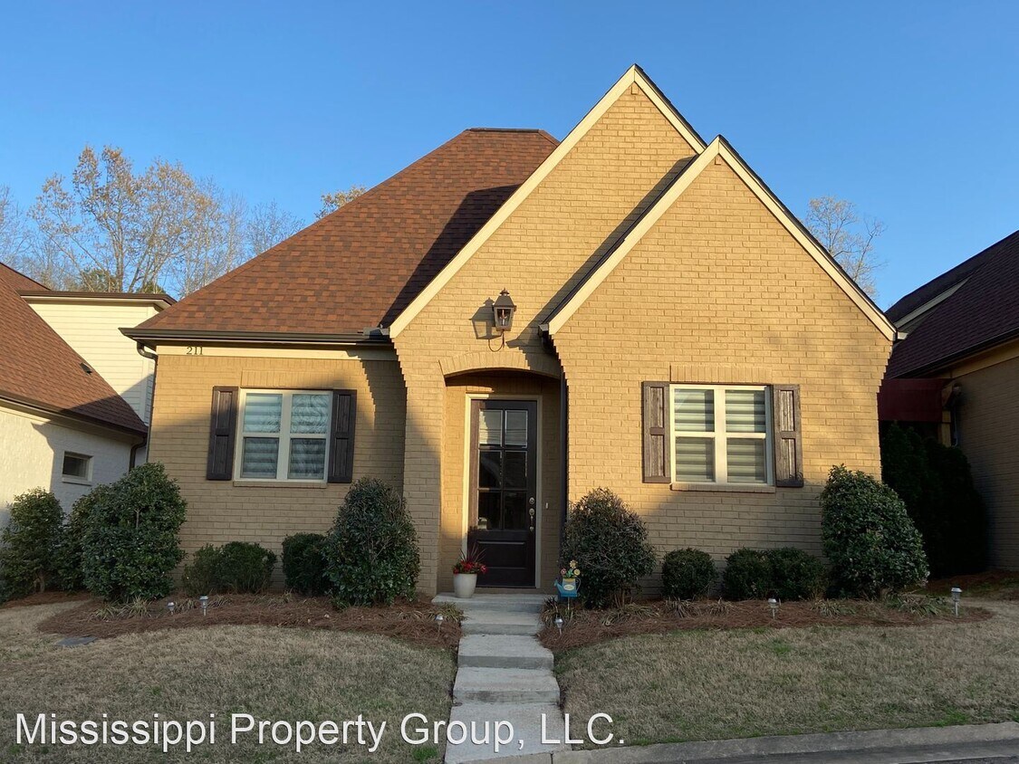 Foto principal - 3 br, 2.5 bath House - 211 Siena Lane