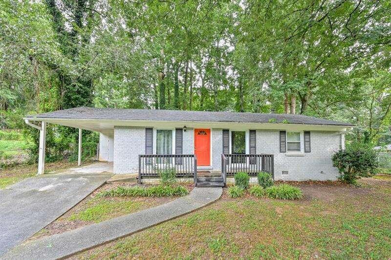 Primary Photo - 62 Lucia Dr SE