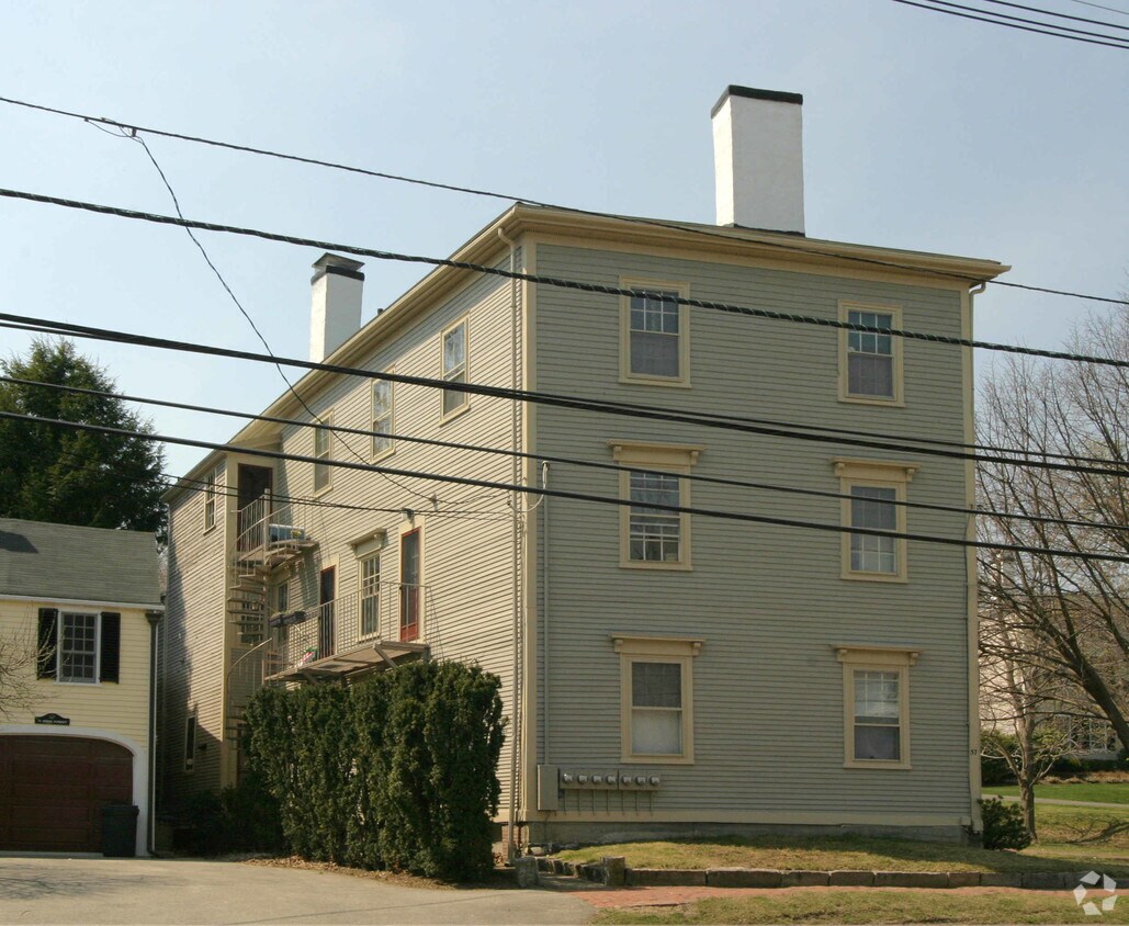 Building Photo - 57 High St