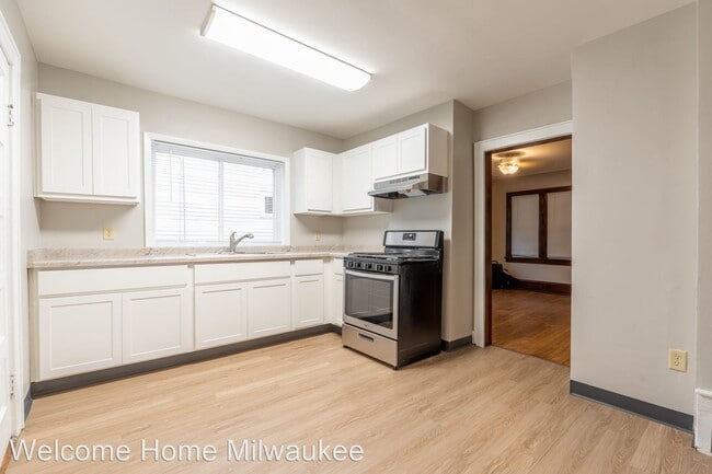 Building Photo - 3 br, 2 bath House - 3260 N 37th Street