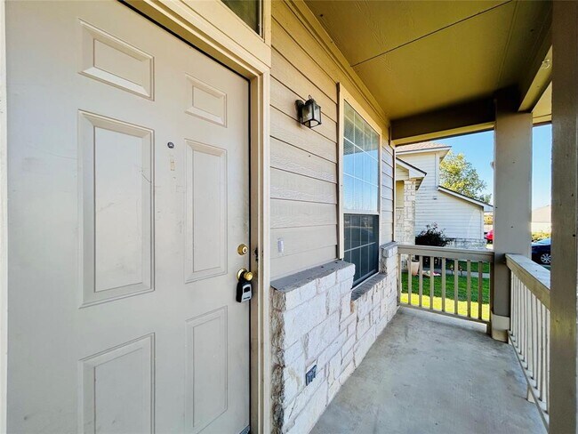 Foto del edificio - 2707 Westhampton Ct