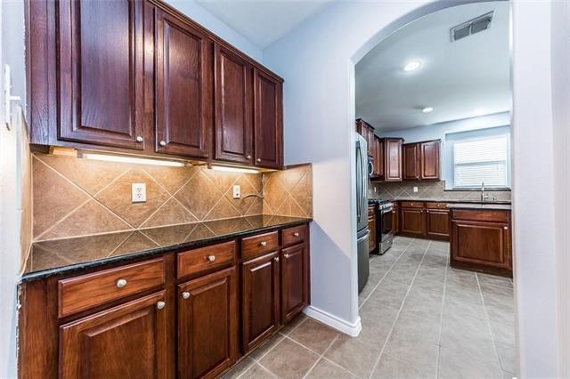 Foto del edificio - 2824 Cameron Bay Dr