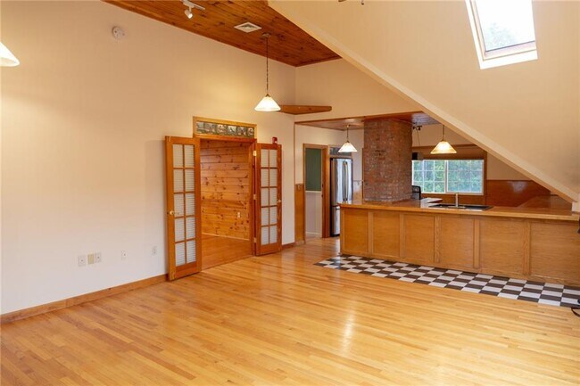 Foto del edificio - 520 West Ave