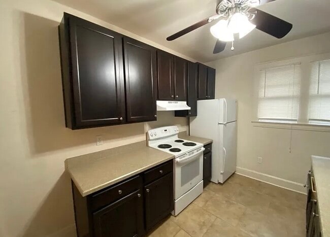 Foto del edificio - 2839 Saint Johns Ave