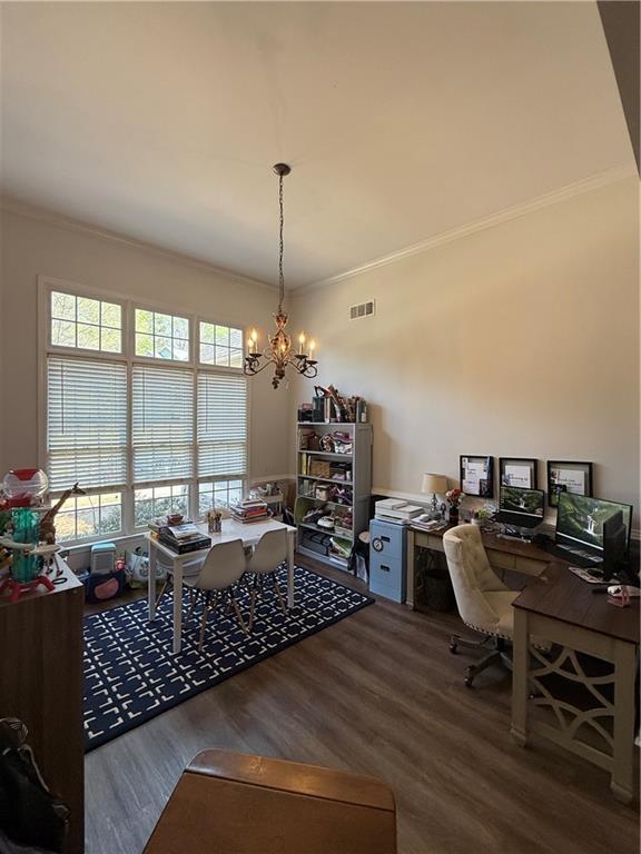 Foto del edificio - 304 Maple Grove Ct