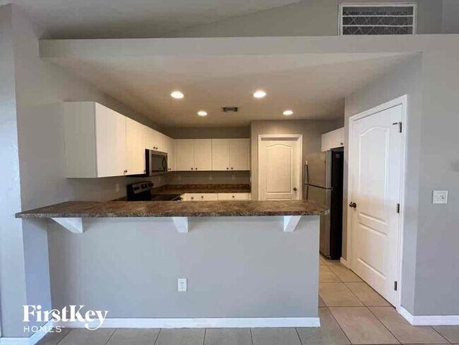 Foto del edificio - 1805 NW 16th Pl