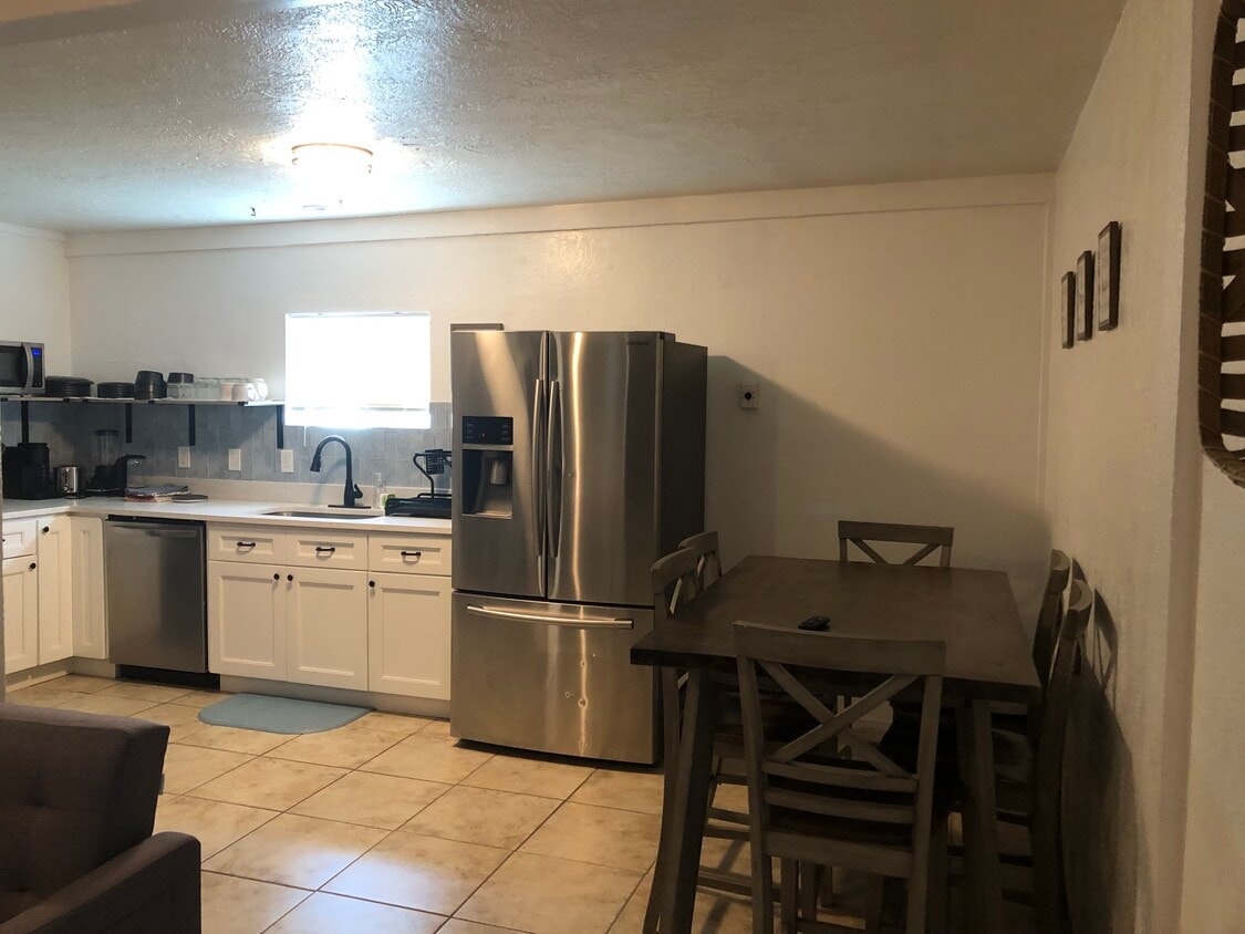Kitchen - 680 Carver Rd