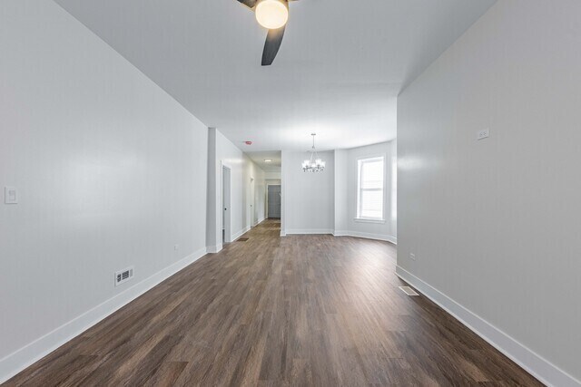 Foto del edificio - 6527 S Marshfield Ave