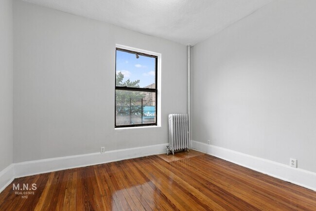 Foto del edificio - 232 Sherman Ave
