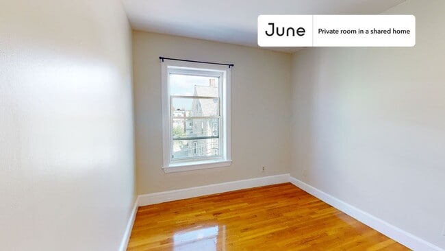 Foto del edificio - Room in Shared 4 bed/2 bath home