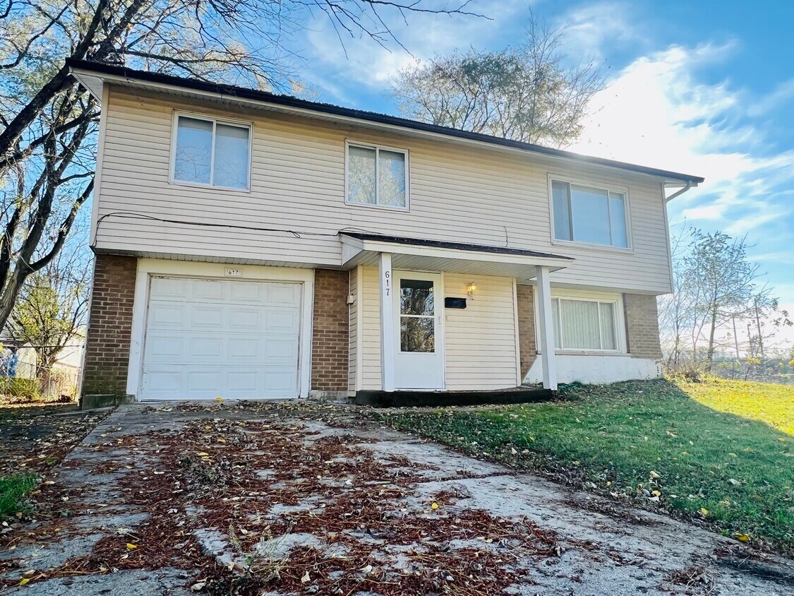 617 Sandra Dr, University Park, IL 60484 House Rental in University