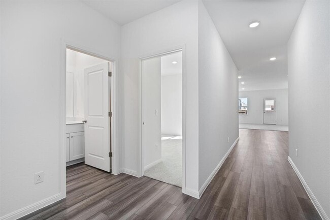 Foto del edificio - 105 Bridgeview Dr
