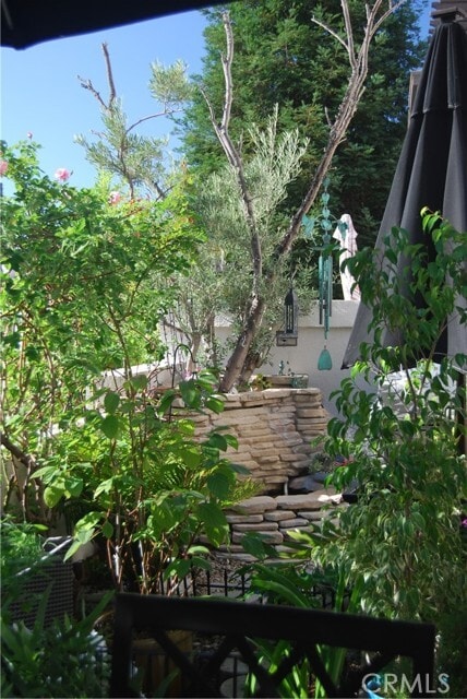 Building Photo - 37 Vía Lavendera
