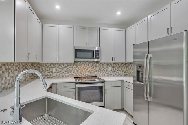 Foto del edificio - 7501 Carnegie Way