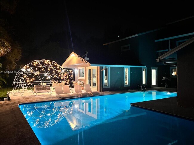 1781 SW 30th Pl photo'