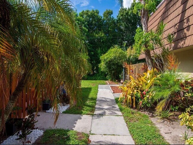 Foto del edificio - 2 Bedroom 2 Bath, Condo for Rent!