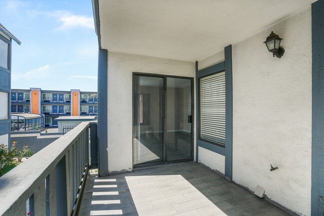 Balcony - 3018 W Cheryllyn Ln