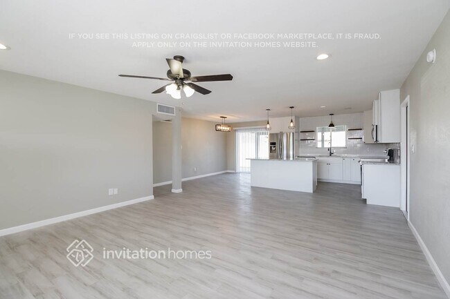 Foto del edificio - 1238 W Romo Jones St