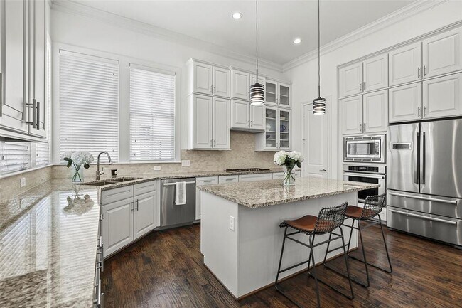 Foto del edificio - 710 Will Rice Ave