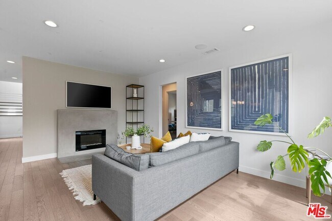 Foto del edificio - 8107 Yorktown Ave
