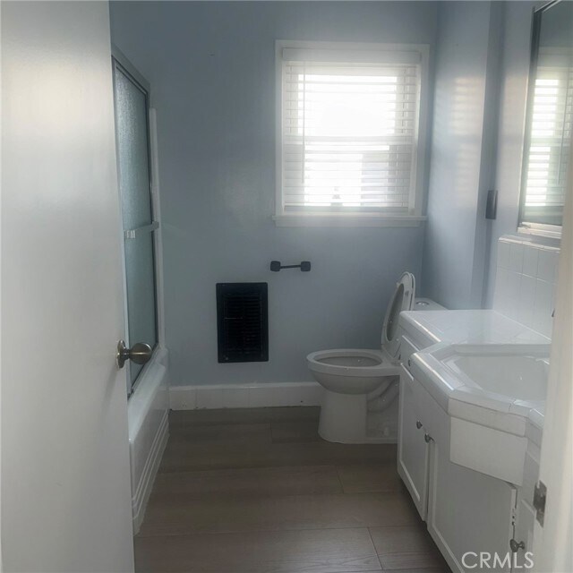 Building Photo - 7407 Dunfield Ave