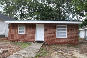 Building Photo - 1303 Downing St SW