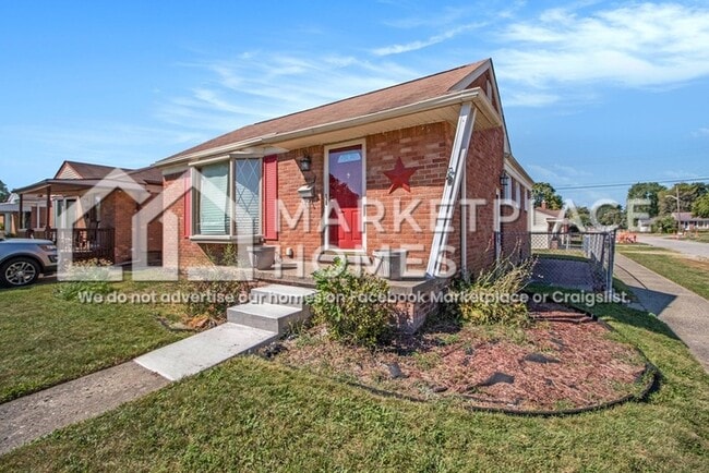 Photo - 271 Gilman St House