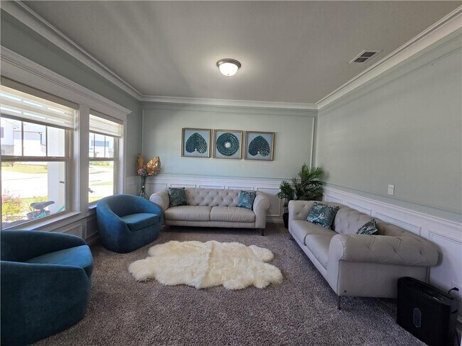 Building Photo - 4709 Dufour Dr