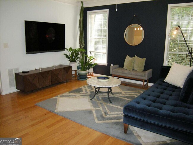 Building Photo - 2307 Westchester Ridge NE