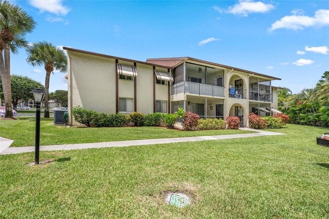 Building Photo - 5839 La Pinata Blvd