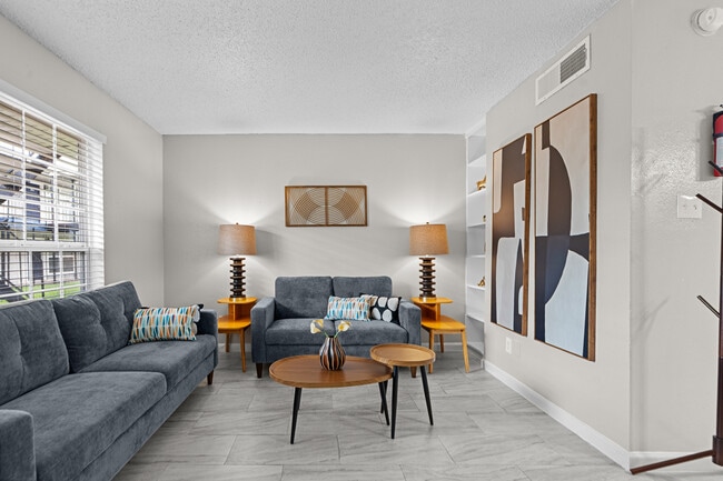Building Photo - Beechnut Grove