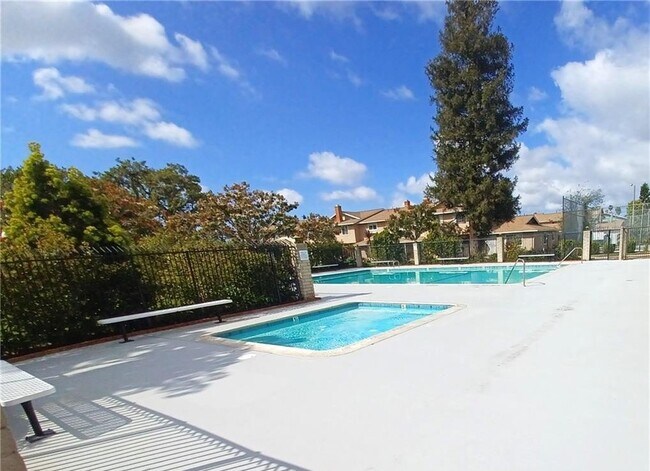Foto del edificio - 11820 Gloxinia Ave