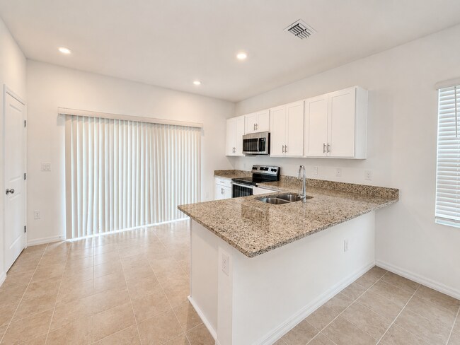 Building Photo - Sabal Terrace Townhomes - New Construction