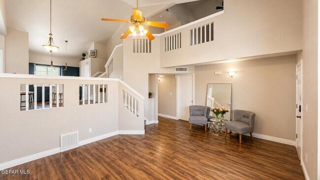 Foto del edificio - 836 Sunset Park Dr