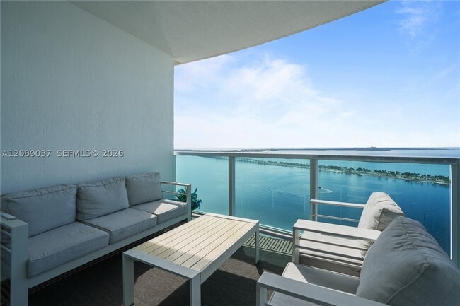 Building Photo - 2101 Brickell Ave