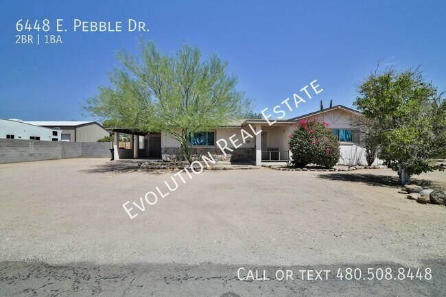 Building Photo - Charming 2 bedroom with private pool - No ...