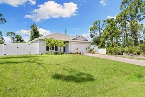 Foto del edificio - 13339 Flaherty Ave
